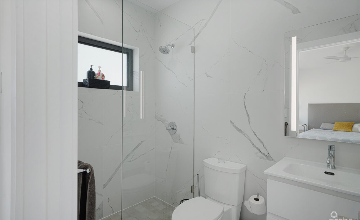 SALT AIR TOWNHOME END UNIT 4 BED