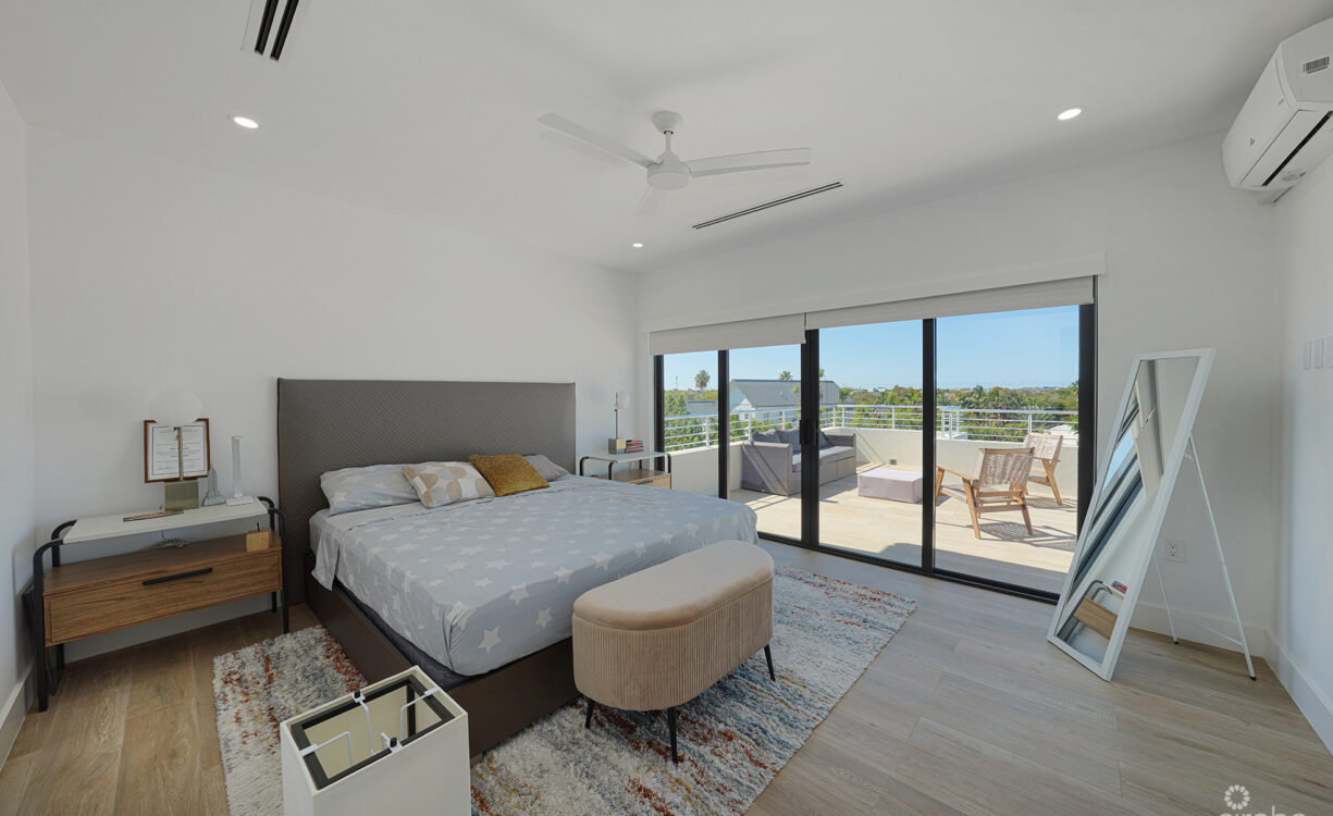 SALT AIR TOWNHOME END UNIT 4 BED