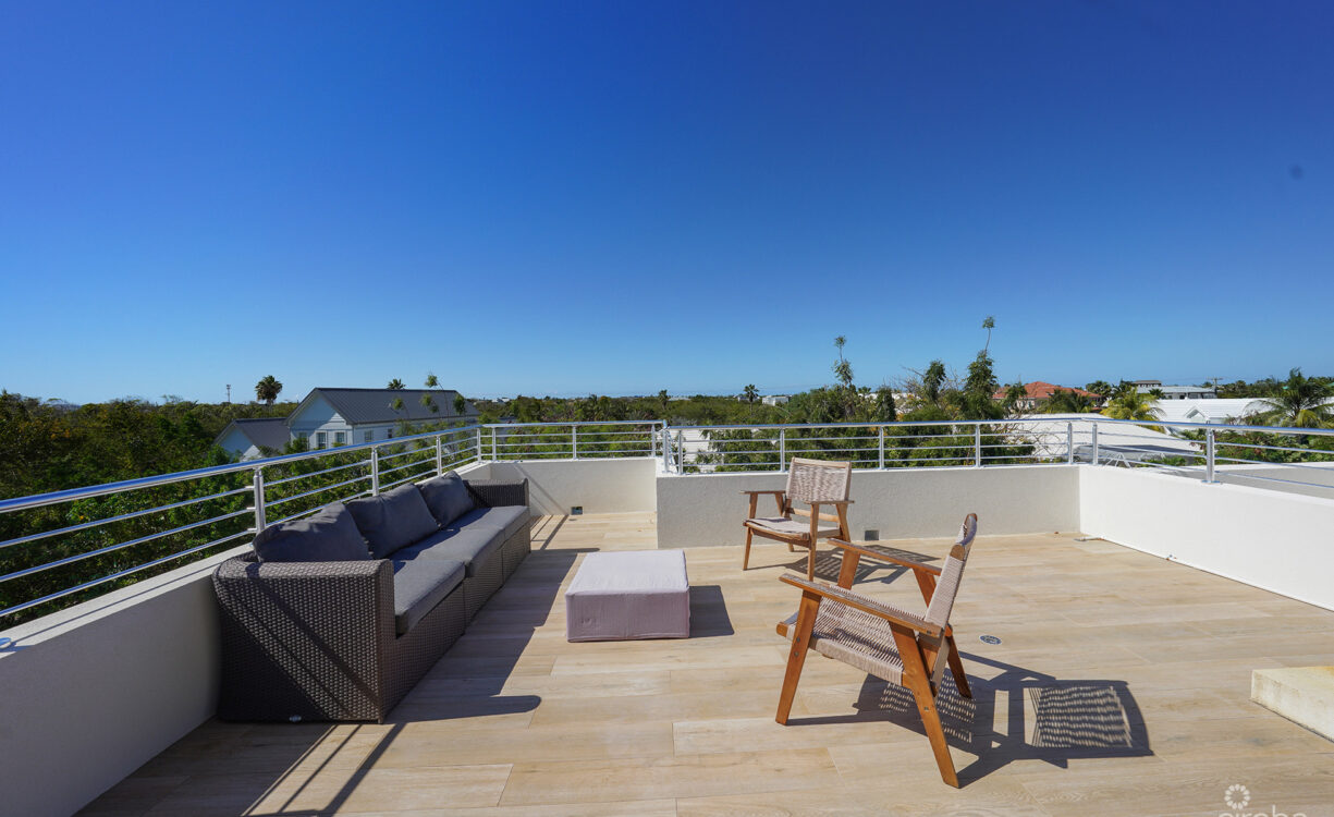 SALT AIR TOWNHOME END UNIT 4 BED