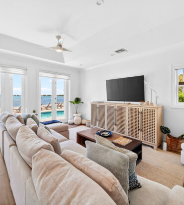 PALACADES VILLA 1 - OCEANFRONT PRIVACY