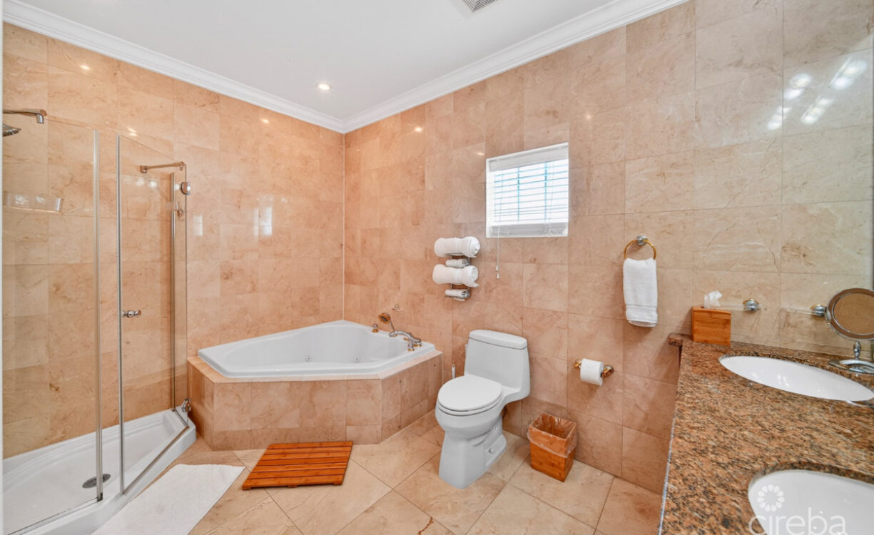 PALACADES VILLA 1 - OCEANFRONT PRIVACY