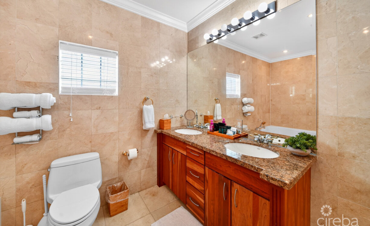 PALACADES VILLA 1 - OCEANFRONT PRIVACY