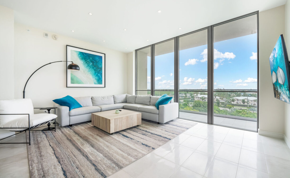 SEAFIRE RESIDENCE S504, SEVEN MILE BEACH