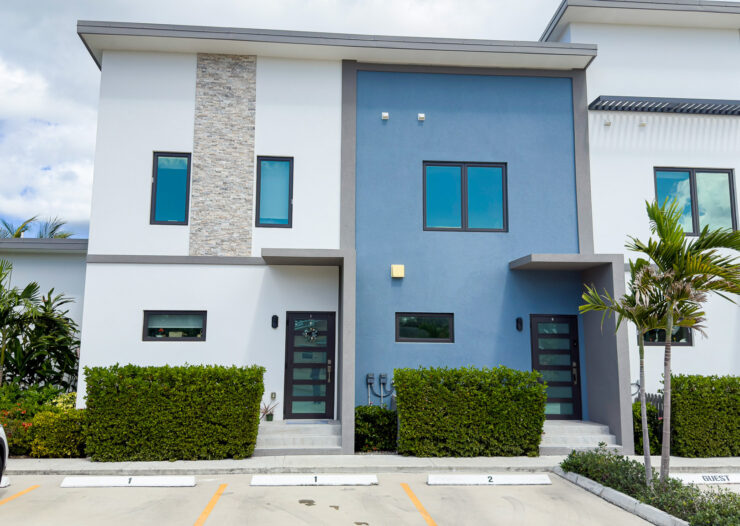 THE LAGOONS WATERFRONT TOWNHOUSE