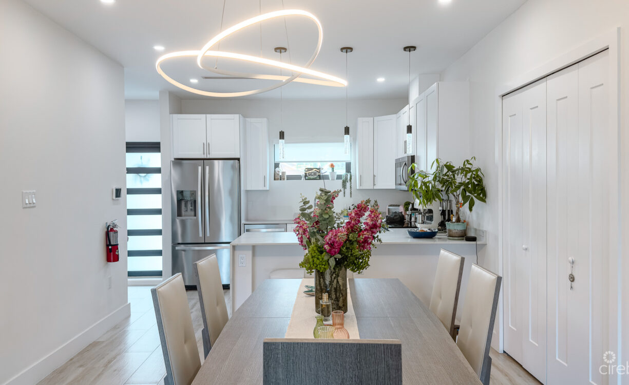 THE LAGOONS WATERFRONT TOWNHOUSE