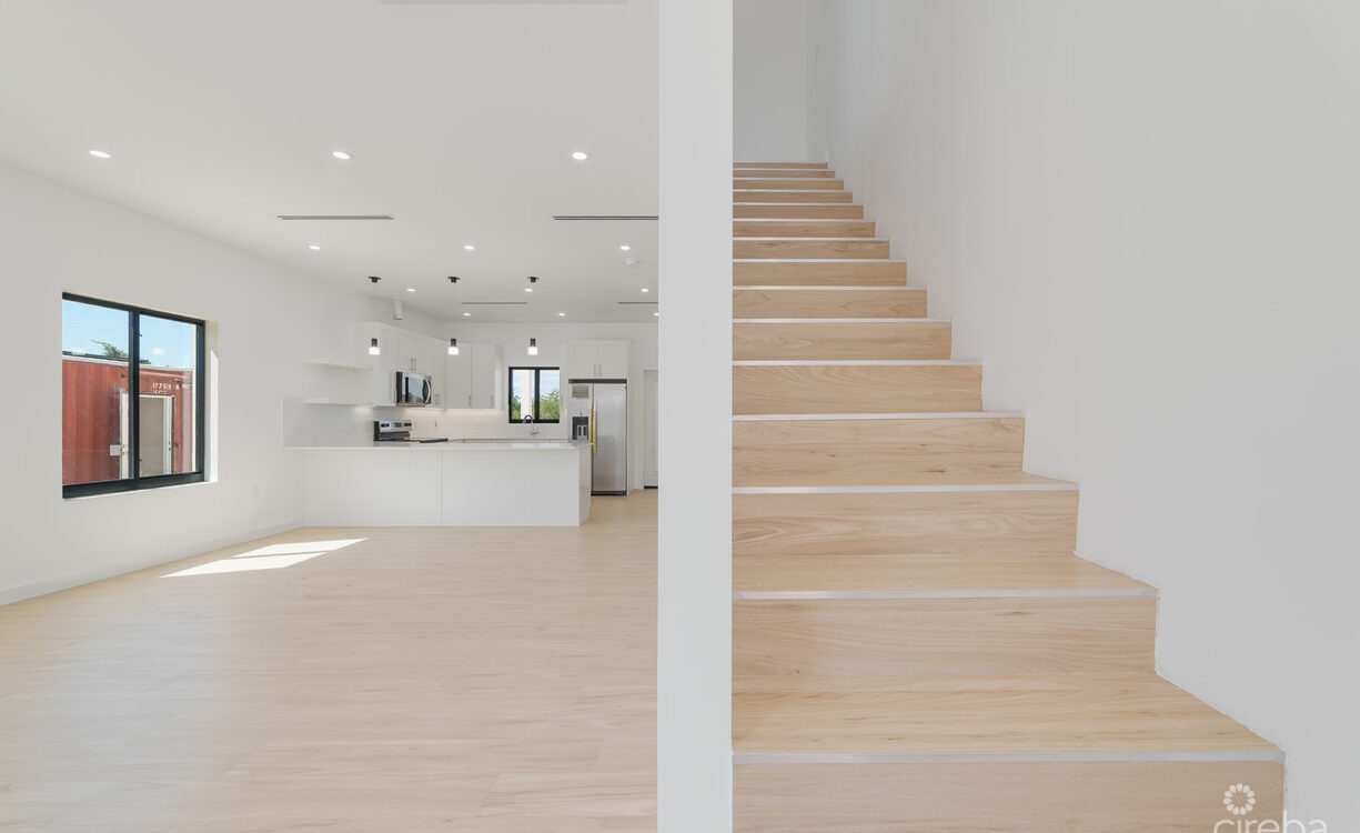 LUMINA - 3 BED 3.5 BATH W/OFFICE - DUPLEX - #2