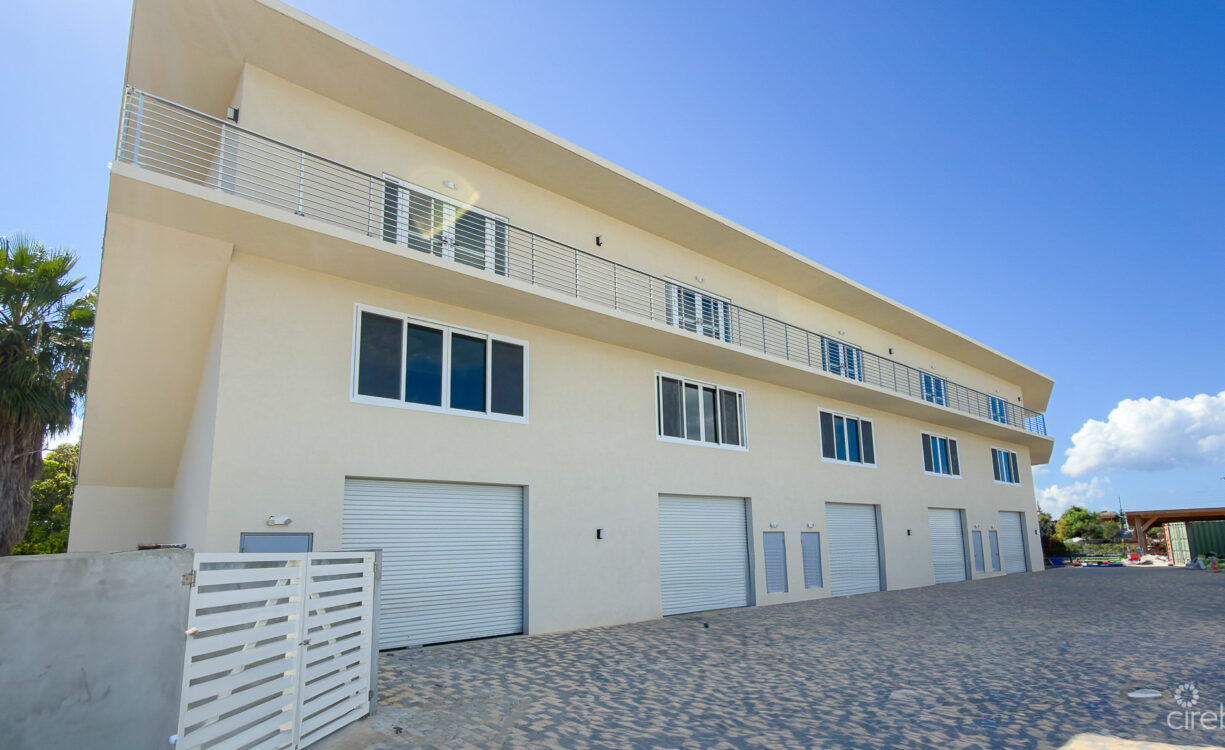OFFICE SPACE AT WAREHOUSE 149, END UNIT A-12