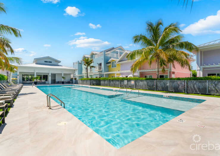 THE MEADOWS AT BATABANO - 3 BED TOWNHOME WITH ROOF TERRACE