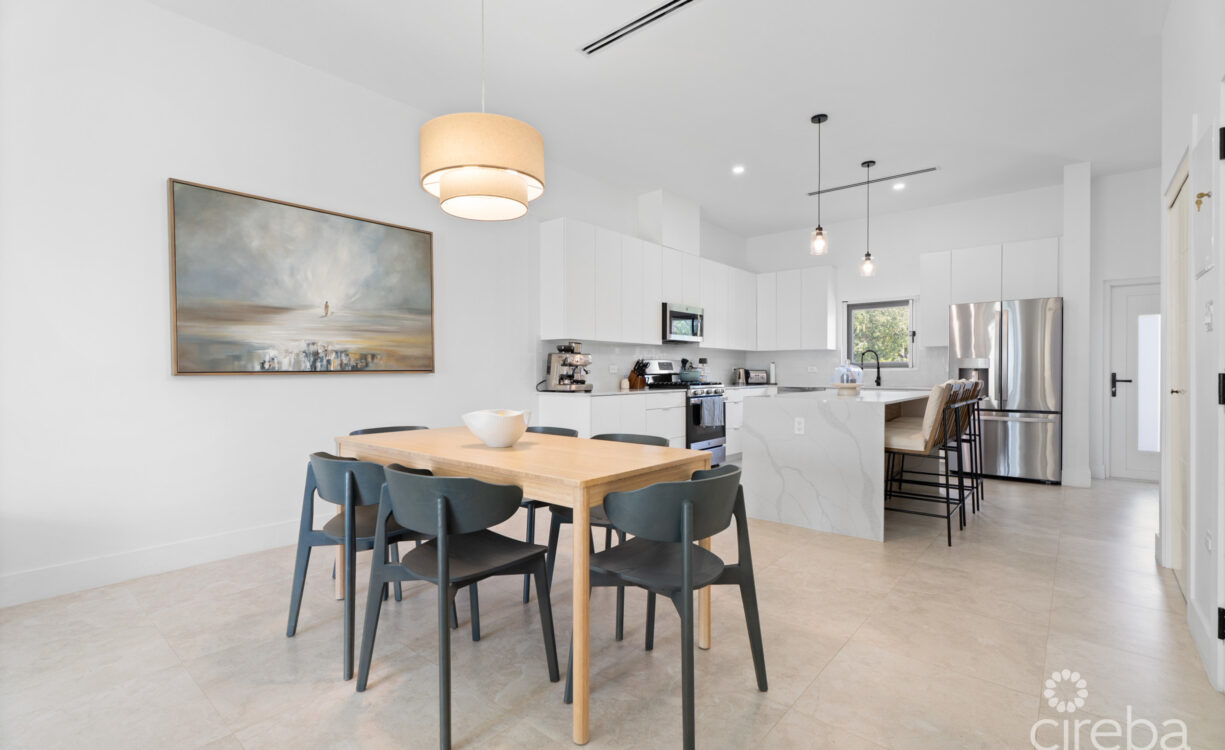 THE MEADOWS AT BATABANO - 3 BED TOWNHOME WITH ROOF TERRACE