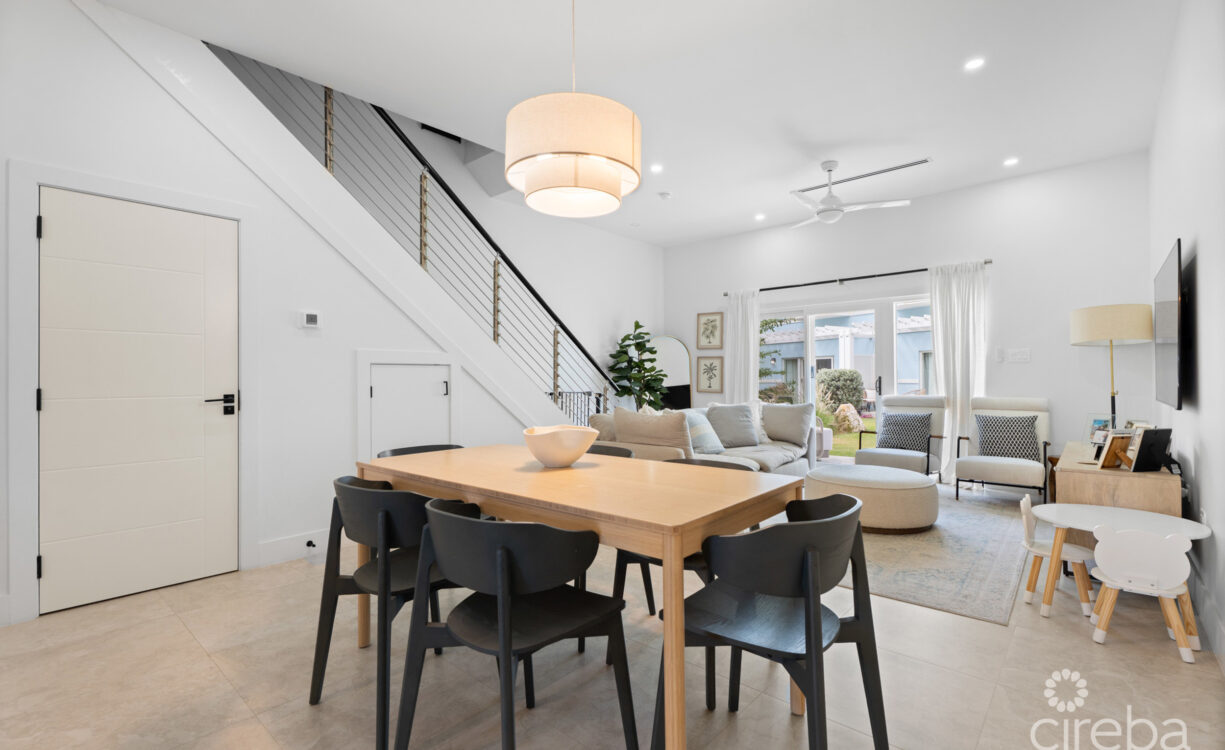 THE MEADOWS AT BATABANO - 3 BED TOWNHOME WITH ROOF TERRACE