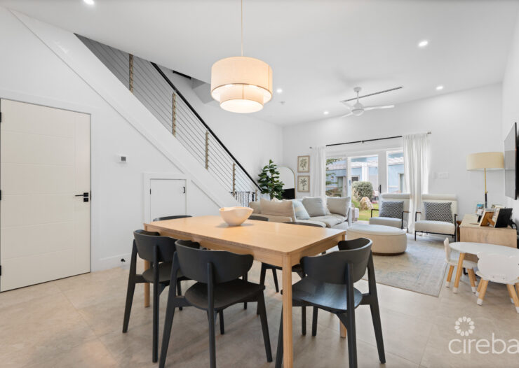 THE MEADOWS AT BATABANO - 3 BED TOWNHOME WITH ROOF TERRACE