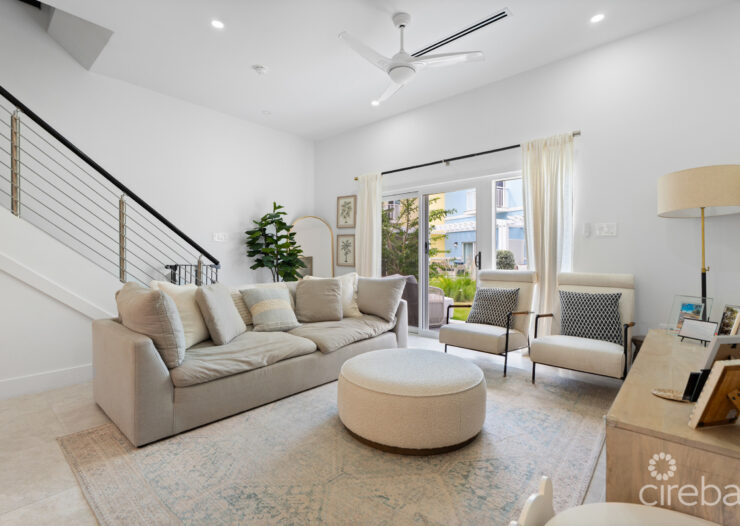 THE MEADOWS AT BATABANO - 3 BED TOWNHOME WITH ROOF TERRACE