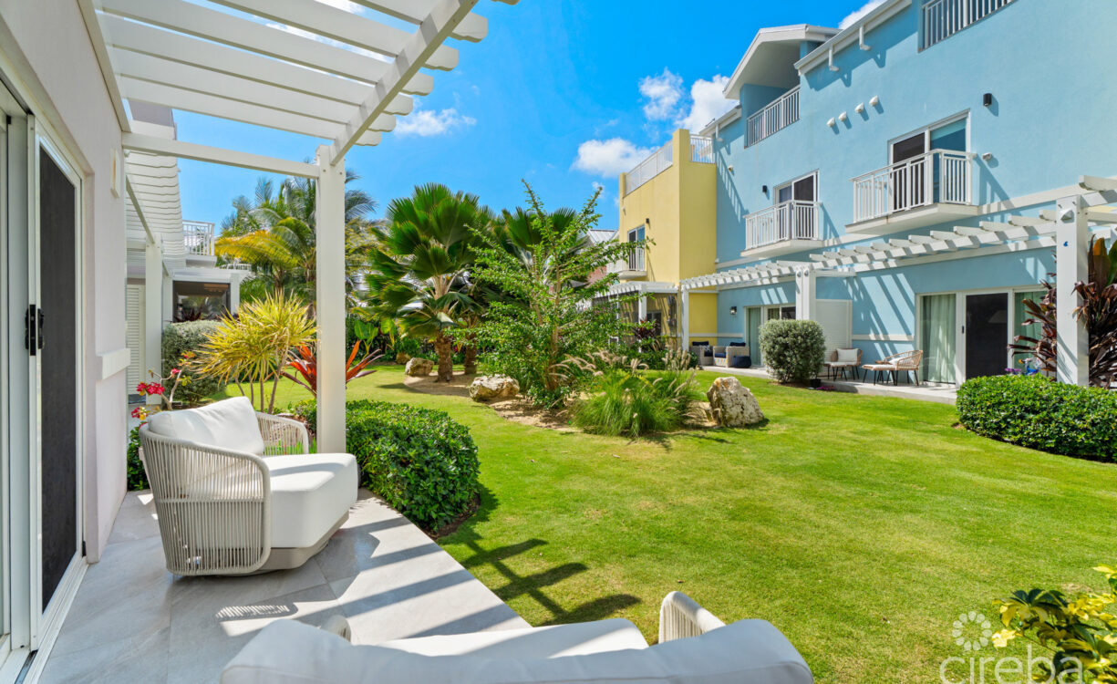 THE MEADOWS AT BATABANO - 3 BED TOWNHOME WITH ROOF TERRACE