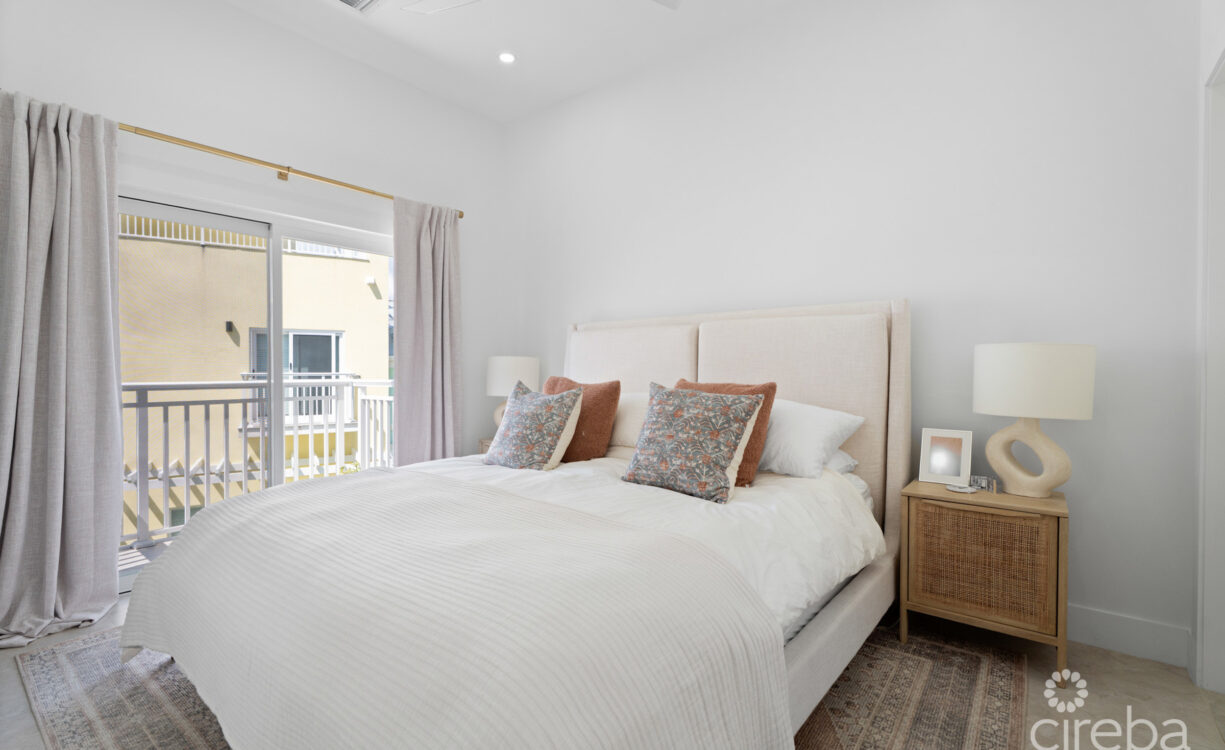 THE MEADOWS AT BATABANO - 3 BED TOWNHOME WITH ROOF TERRACE