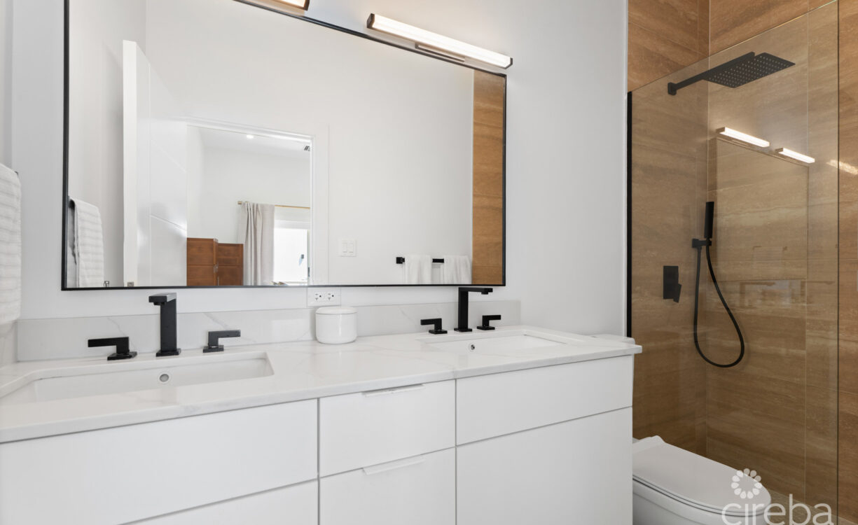 THE MEADOWS AT BATABANO - 3 BED TOWNHOME WITH ROOF TERRACE