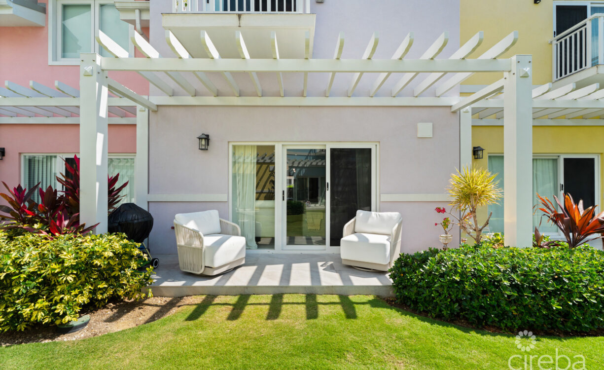 THE MEADOWS AT BATABANO - 3 BED TOWNHOME WITH ROOF TERRACE