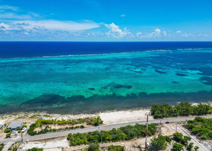 PRIME OCEANFRONT LAND - HOUSE LOT #2