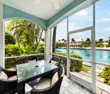 BRITANNIA KINGS COURT WITH TWO DOCK OPTIONS AVAILABLE