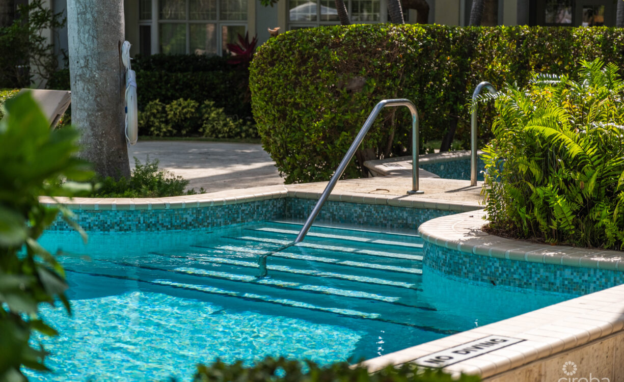 BRITANNIA KINGS COURT WITH TWO DOCK OPTIONS AVAILABLE