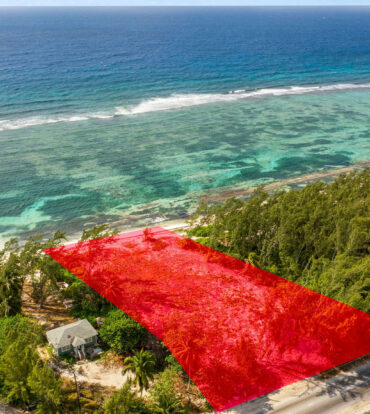 SANDY BEACHFRONT BODDEN TOWN PARCEL