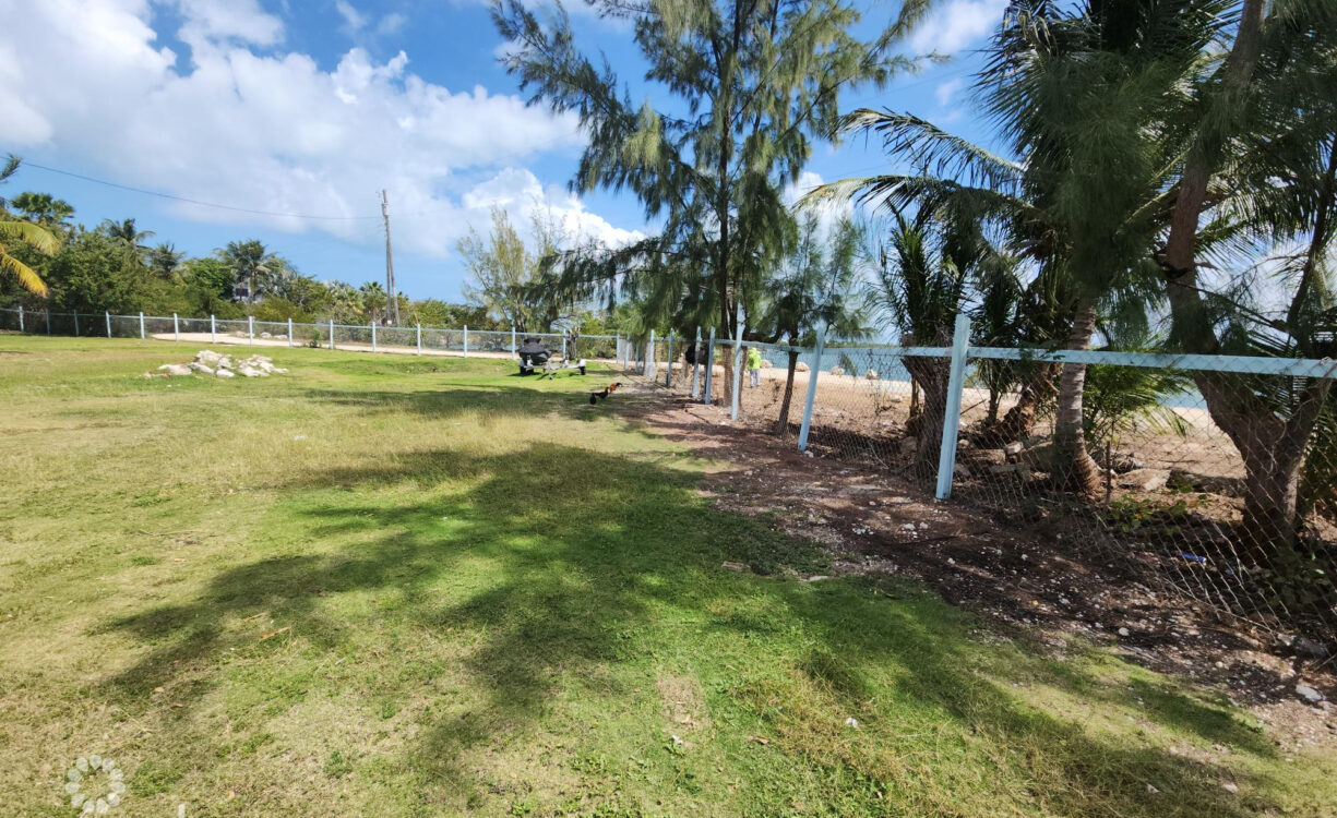 DEVELOPMENT LAND WITH RENTAL INCOME JUST OFF SMB CORRIDOR