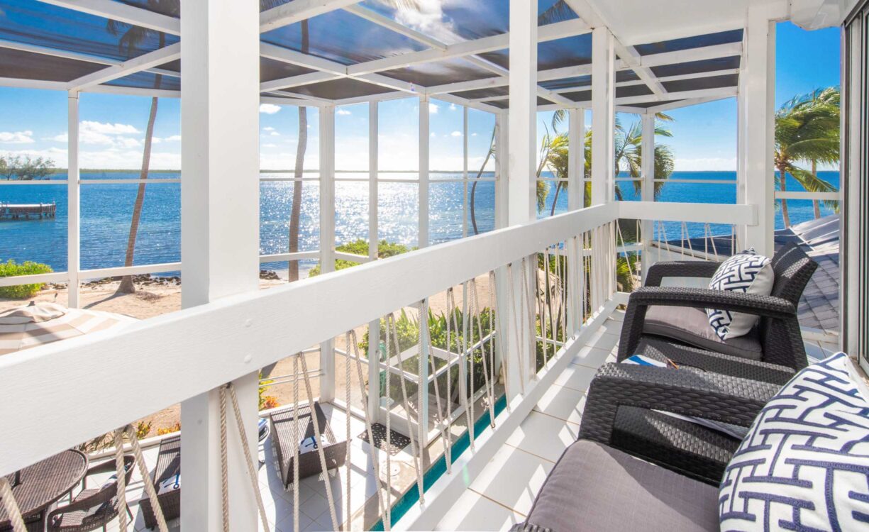 POOLS OF THE KAI - BEACHFRONT OASIS IN RUM POINT