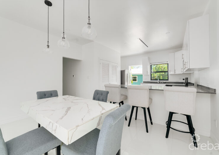 HYRE VIEW - 3 BED, 2 BATH DUPLEX