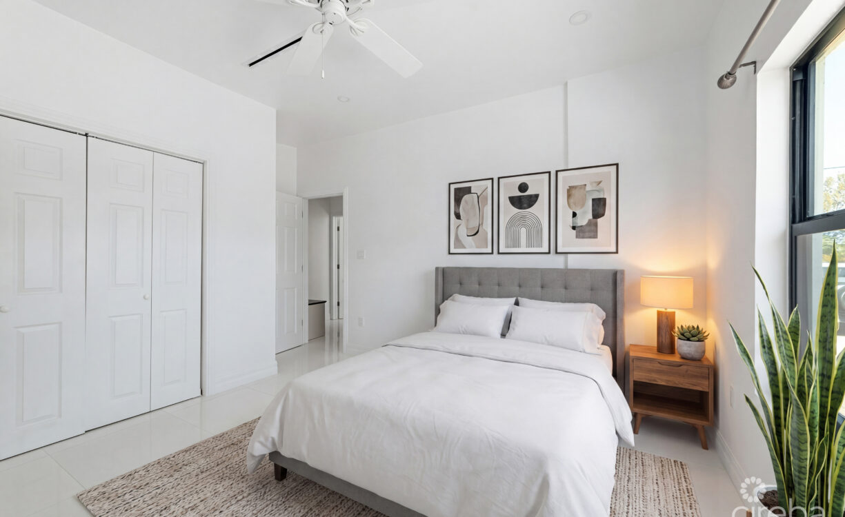 HYRE VIEW - 3 BED, 2 BATH DUPLEX