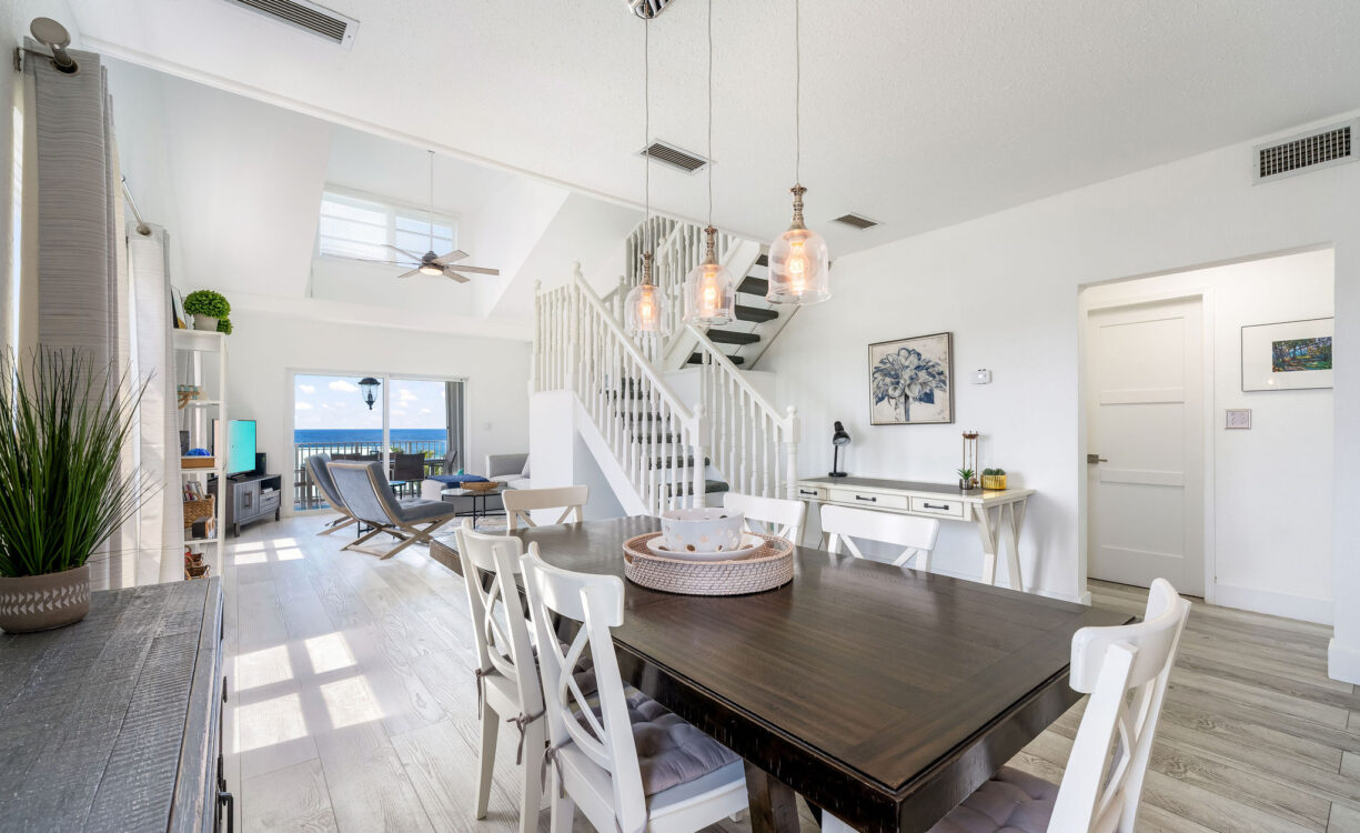 CORAL BAY VILLAGE 13, BEACH FRONT CONDO