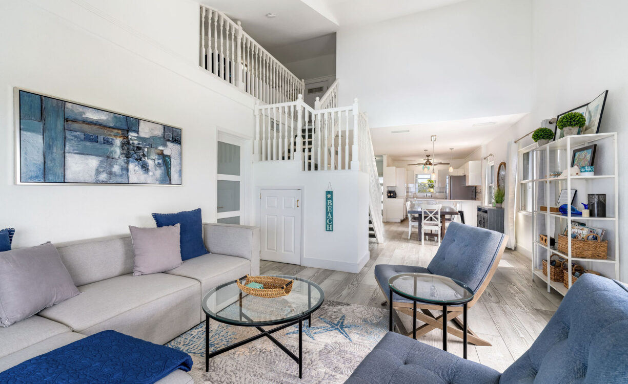 CORAL BAY VILLAGE 13, BEACH FRONT CONDO
