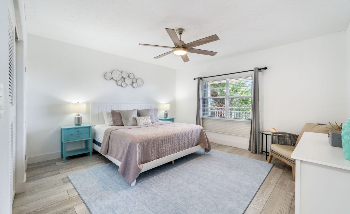 CORAL BAY VILLAGE 13, BEACH FRONT CONDO