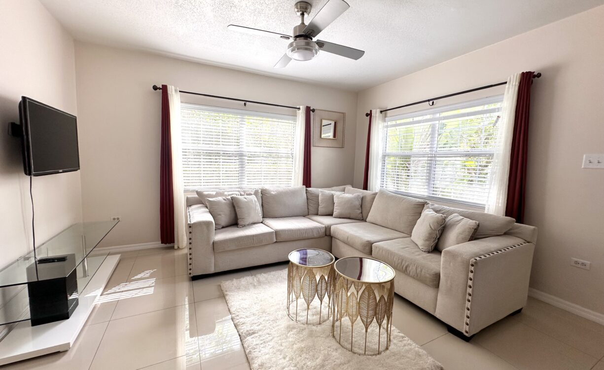STERLING ESTATES 35, PRIVATE END UNIT