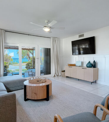 CARIBBEAN PARADISE, BEACHFRONT CONDO