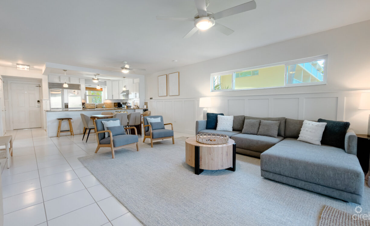CARIBBEAN PARADISE, BEACHFRONT CONDO