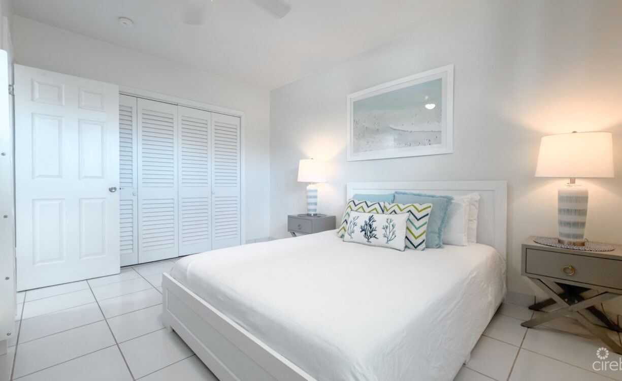 CARIBBEAN PARADISE, BEACHFRONT CONDO