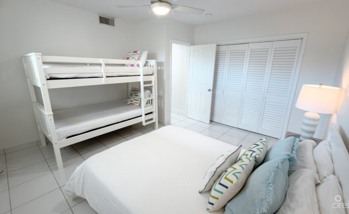 CARIBBEAN PARADISE, BEACHFRONT CONDO