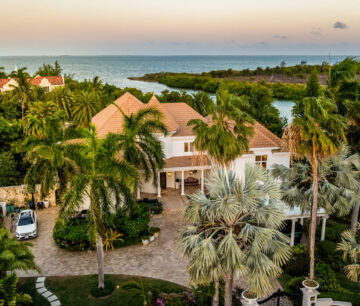 PINEAPPLE HOUSE, A VISTA DEL MAR ESTATE