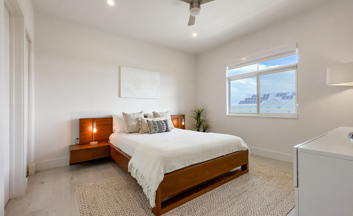 SOUTH BAY BEACH CLUB UNIT 27