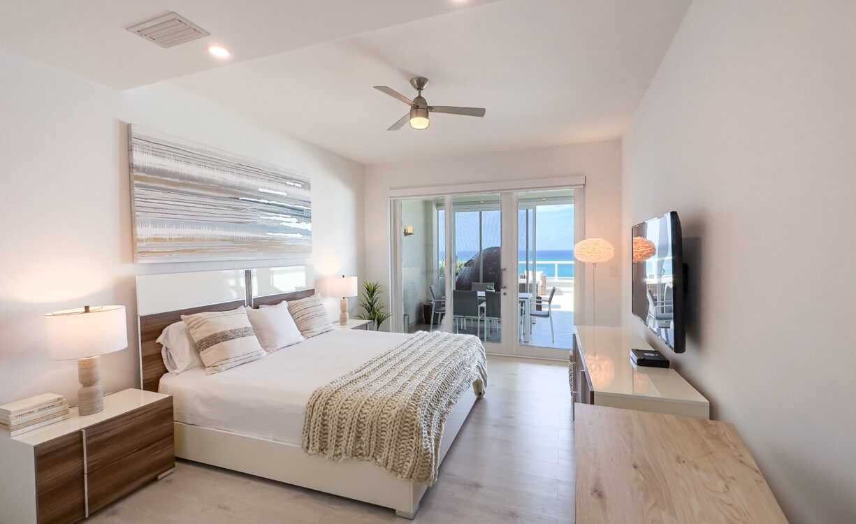 SOUTH BAY BEACH CLUB UNIT 27