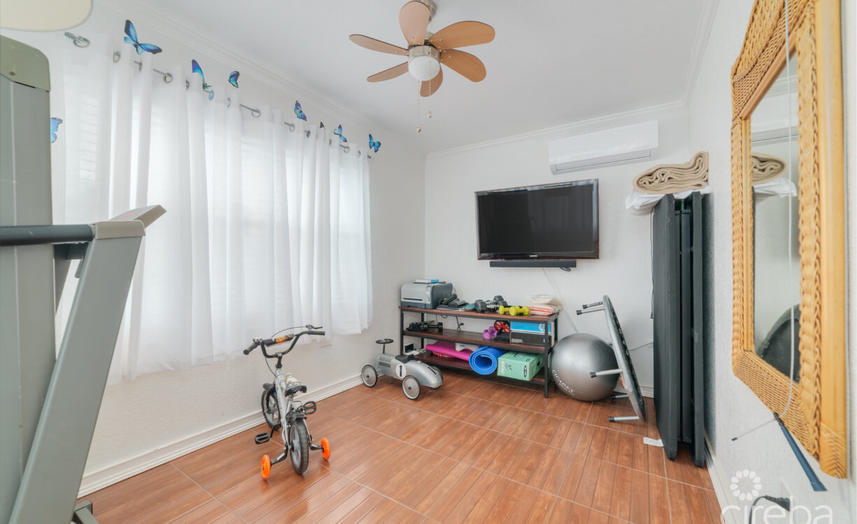 PARKLANE LIVING TOWNHOUSE