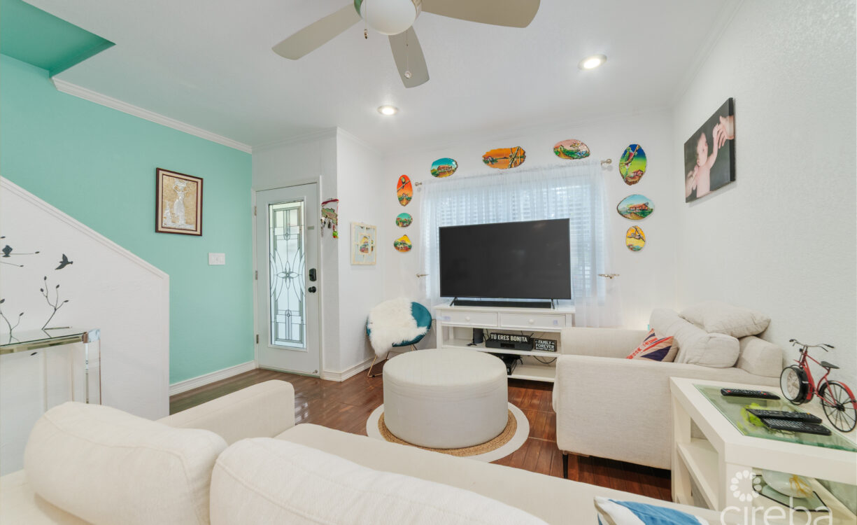 PARKLANE LIVING TOWNHOUSE