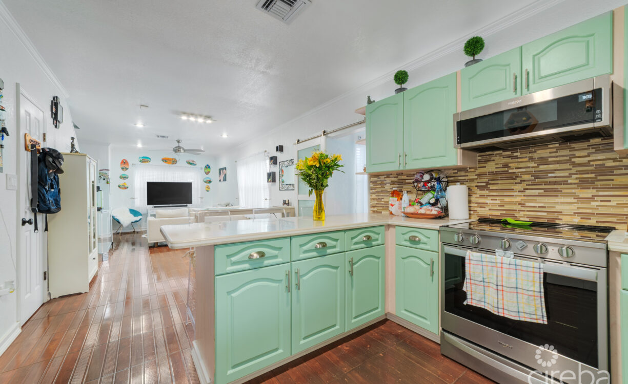 PARKLANE LIVING TOWNHOUSE