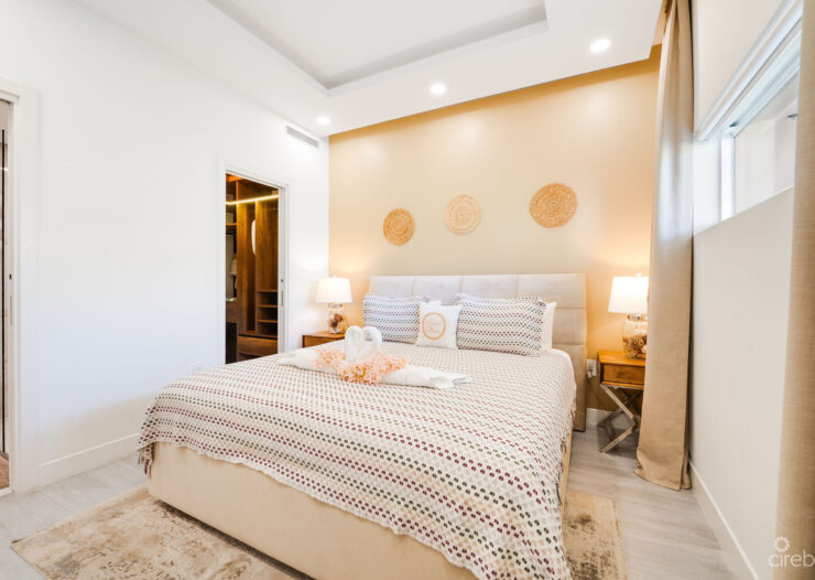 PRIME 1-BED CONDO AT THE GROVE | STEPS TO SMB & RESORT-STYLE LIVING