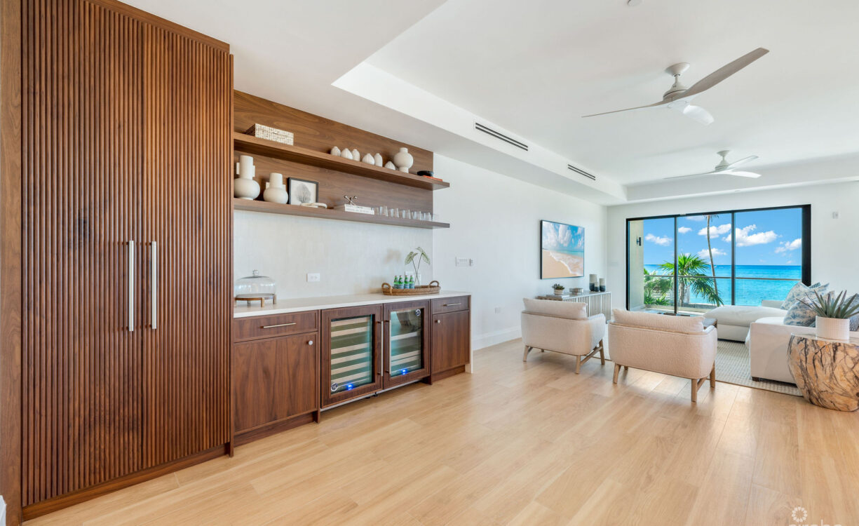 THE SANDS, LUXURY OCEAN VIEW CONDO, ROOF TOP TERRACE, SMB