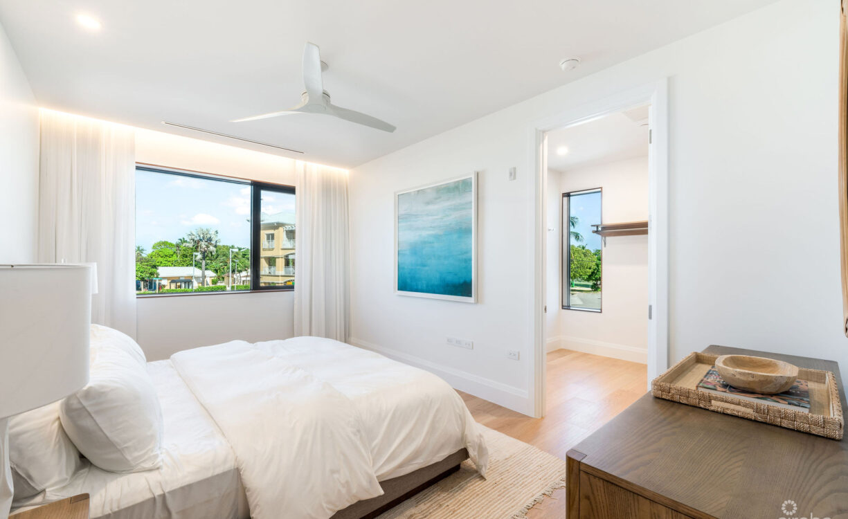 THE SANDS, LUXURY OCEAN VIEW CONDO, ROOF TOP TERRACE, SMB