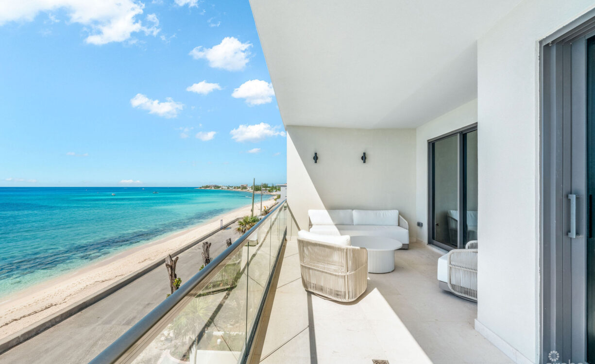 THE SANDS, LUXURY OCEAN VIEW CONDO, ROOF TOP TERRACE, SMB