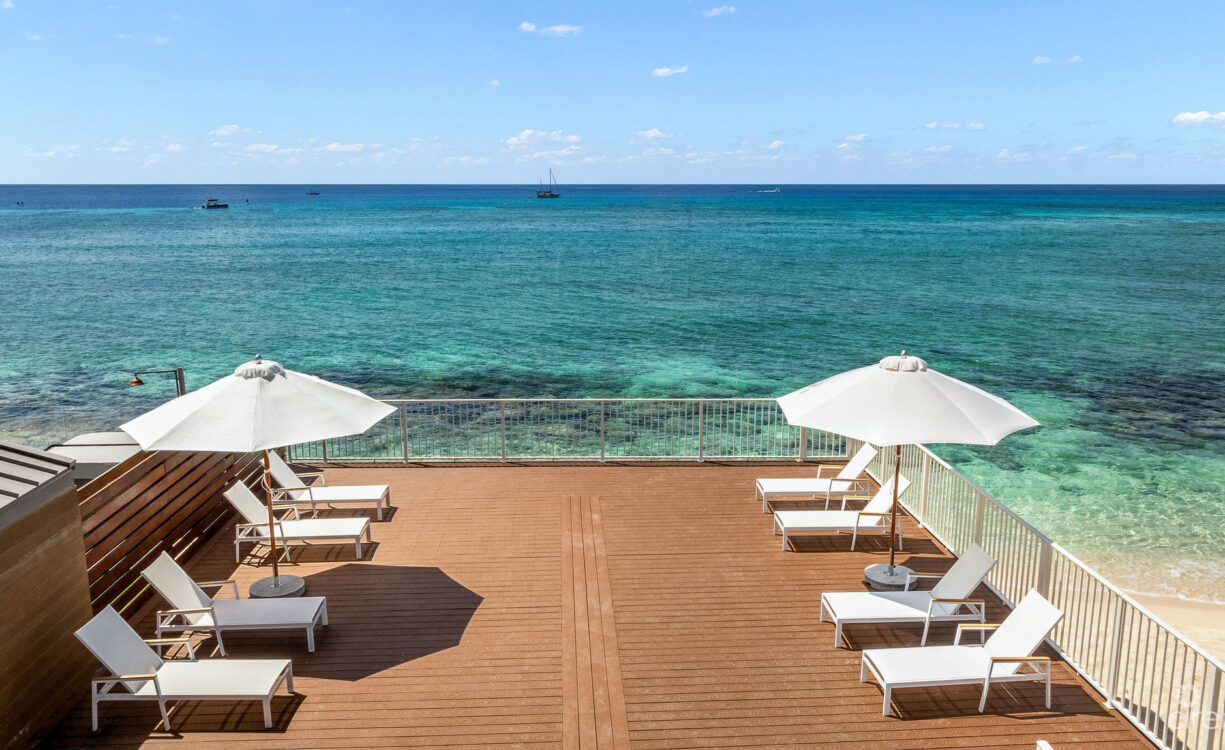 THE SANDS, LUXURY OCEAN VIEW CONDO, ROOF TOP TERRACE, SMB
