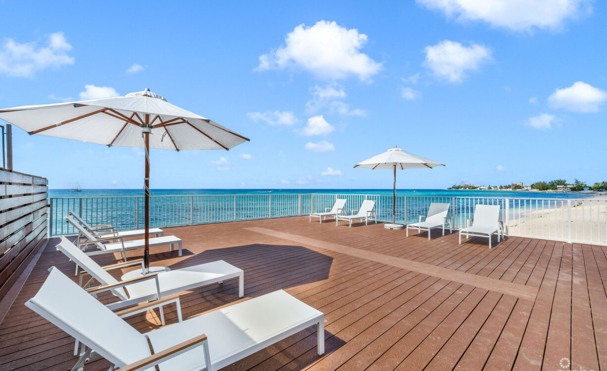 THE SANDS, LUXURY OCEAN VIEW CONDO, ROOF TOP TERRACE, SMB