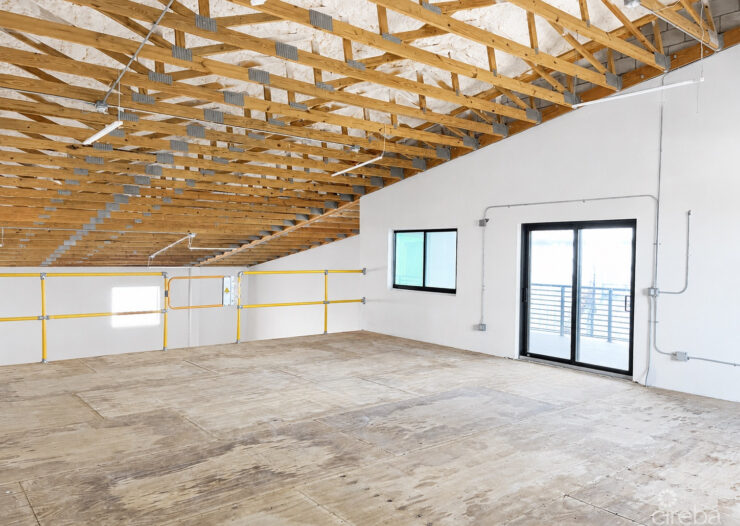 PRIME LOCATION - LEASED INVESTMENT WAREHOUSE