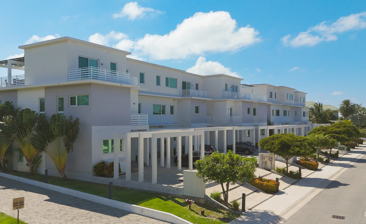 SOLARA TOWNHOME CRYSTAL HARBOUR